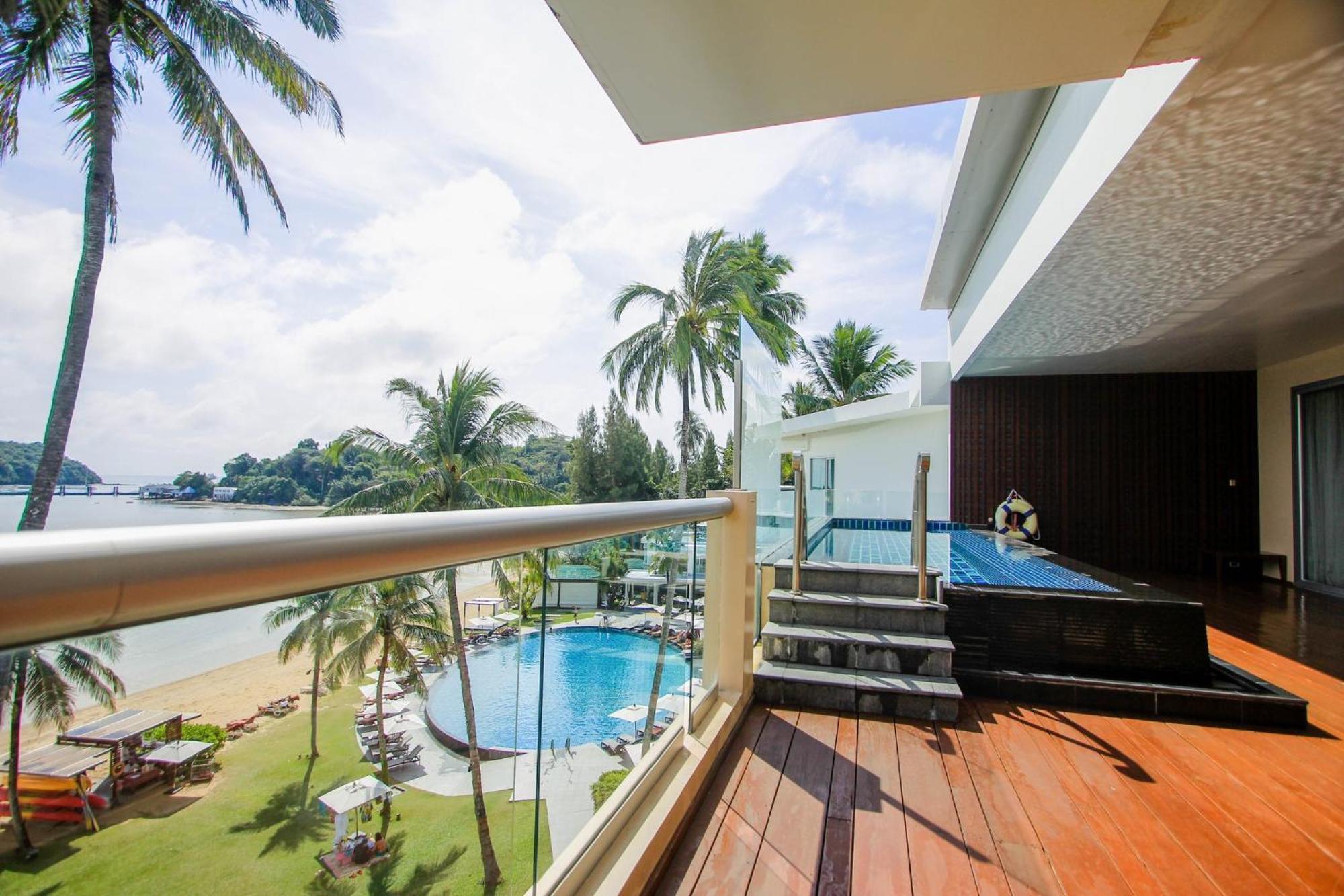 Phuket Panwa Beachfront Resort Екстер'єр фото