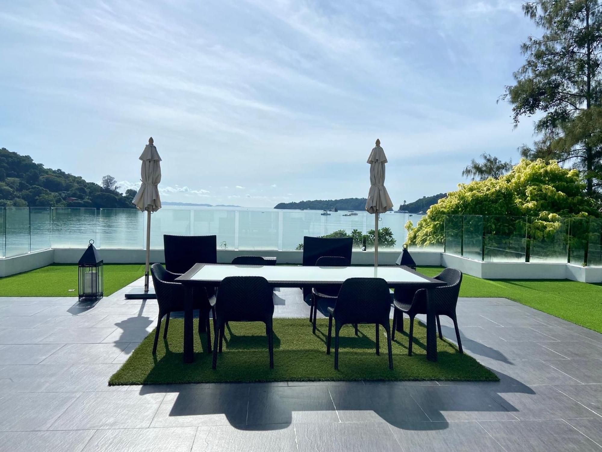 Phuket Panwa Beachfront Resort Екстер'єр фото