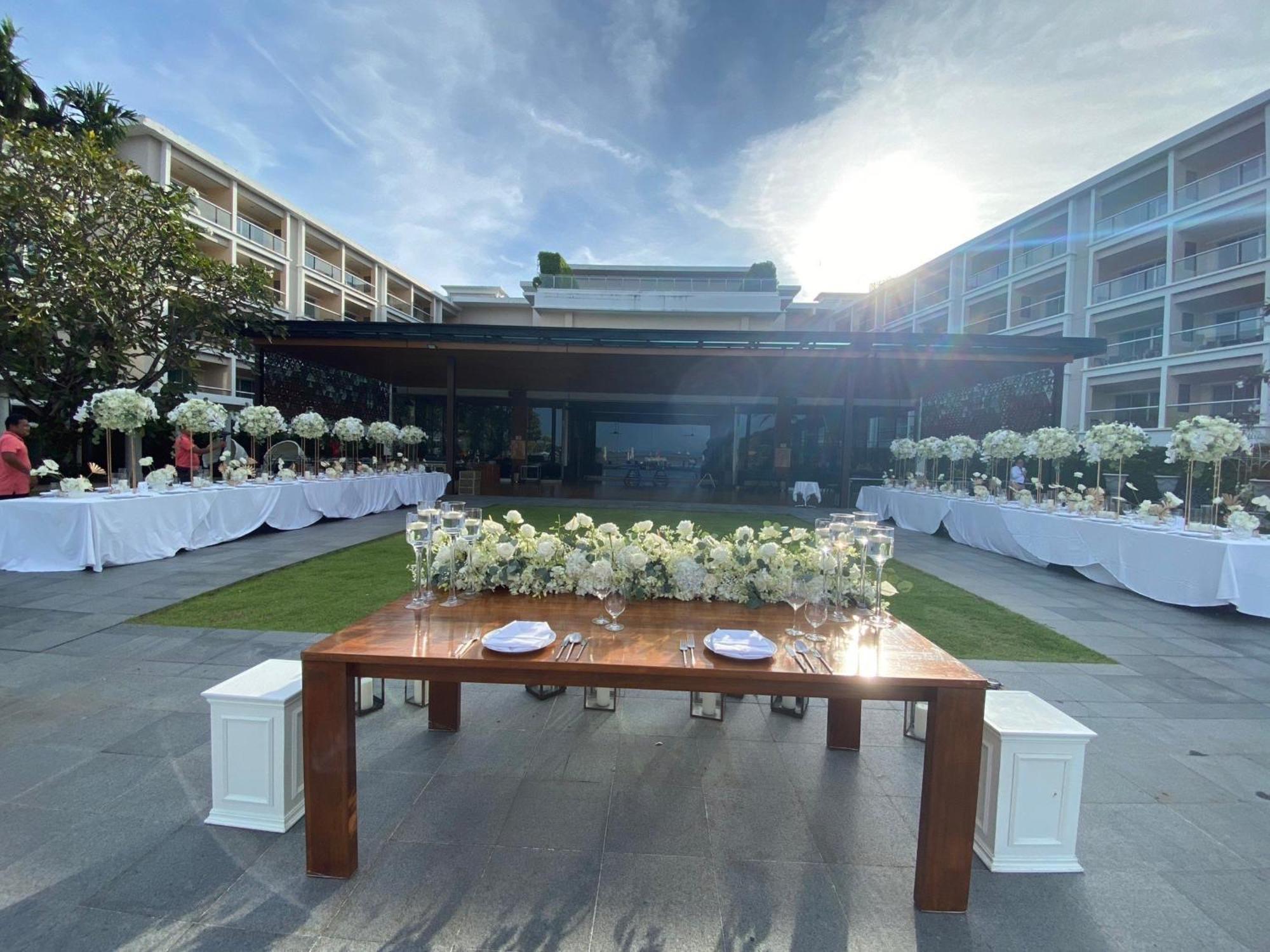 Phuket Panwa Beachfront Resort Екстер'єр фото